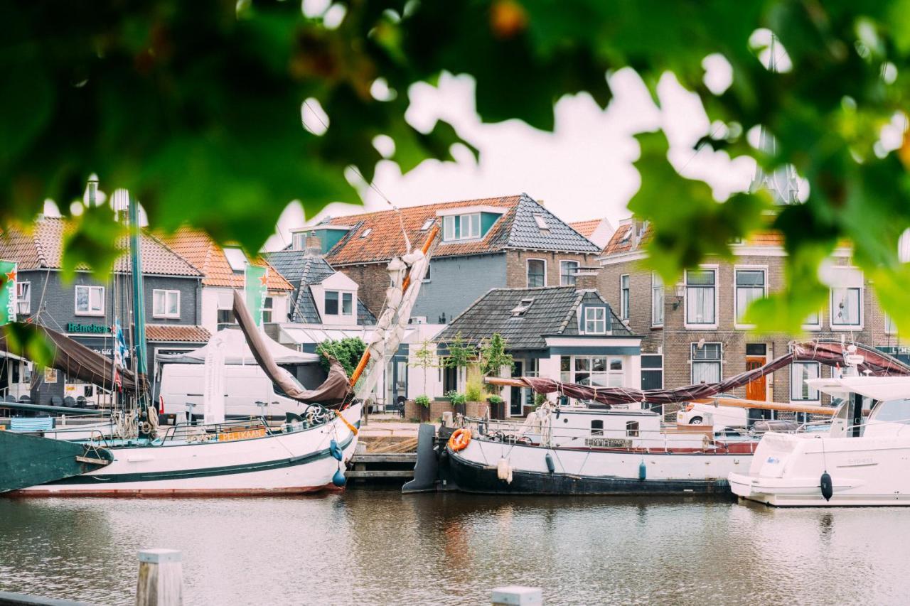 Huis Aan De Haven Lemmer Buitenkant foto