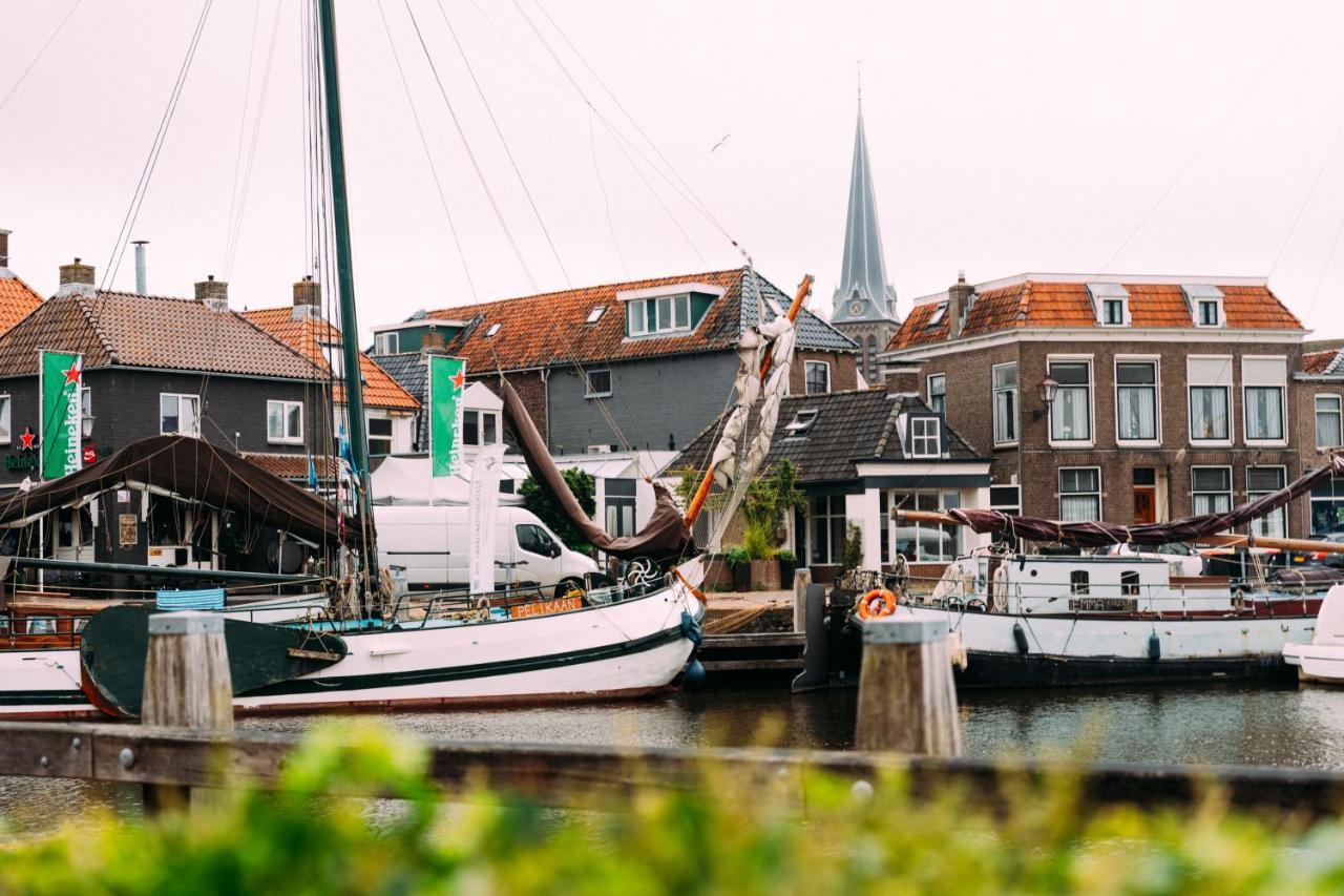 Huis Aan De Haven Lemmer Buitenkant foto