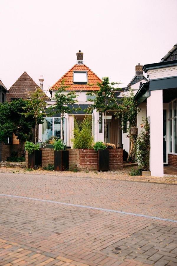 Huis Aan De Haven Lemmer Buitenkant foto
